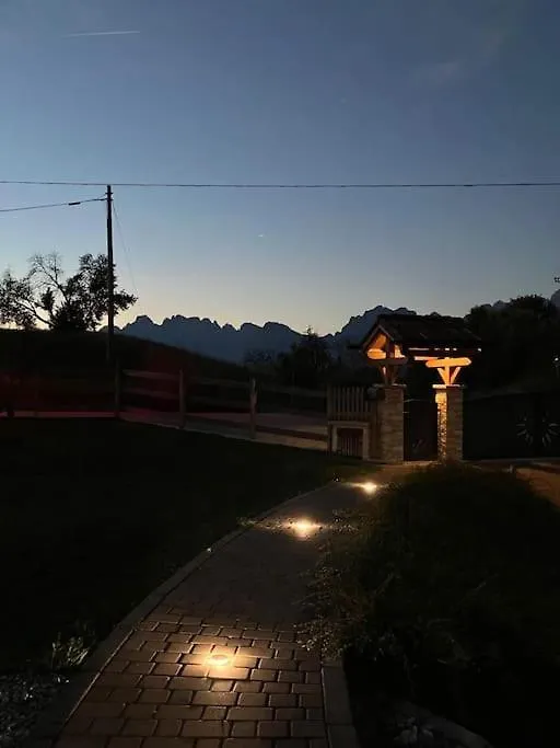 Holiday home Dolomitiwoodyhouse Villa Limana